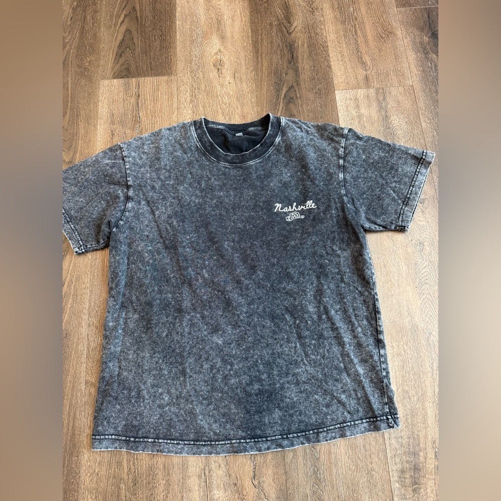 Nashville Cowgirls Club Tee, women’s size medium - Picture 2 of 7